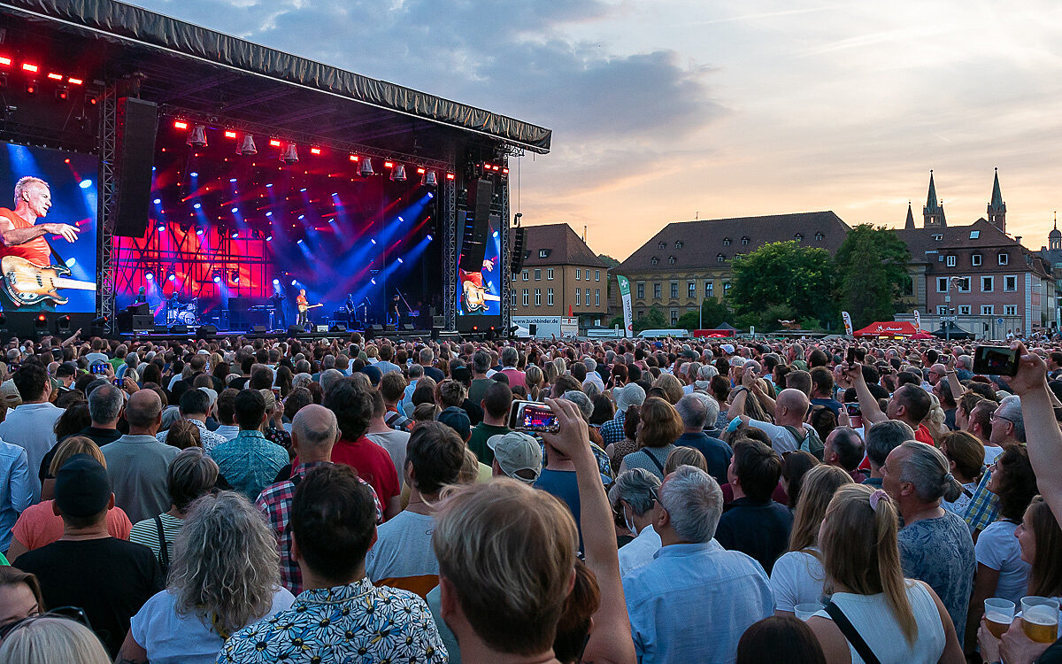 106,9 Radio Gong Dein Heimvorteil live aus… Radio Gong Würzburg 106,9 Radio Gong Dein Heimvorteil live aus… Radio Gong Würzburg